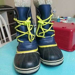 Sorel winter carnival snow boots 4
